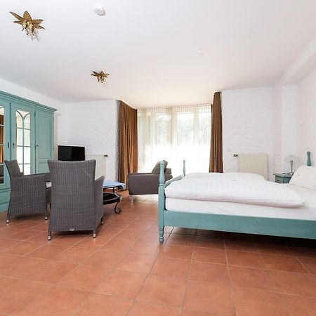 Hotel Garni Jacobs Бонн Экстерьер фото