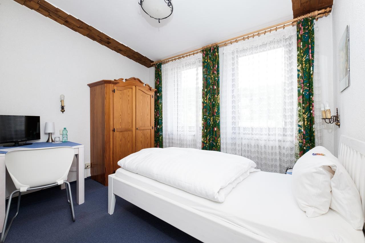 Hotel Garni Jacobs Бонн Экстерьер фото
