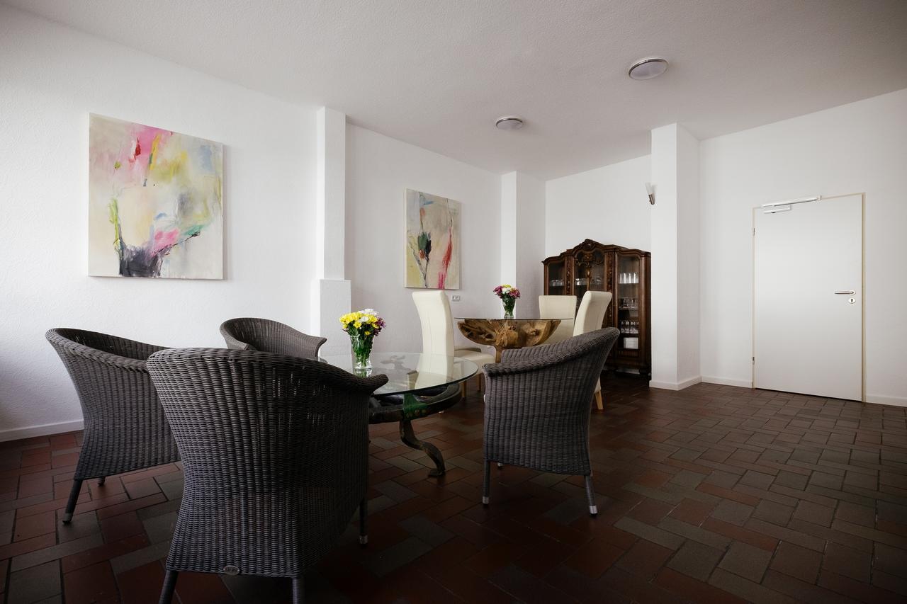 Hotel Garni Jacobs Бонн Экстерьер фото